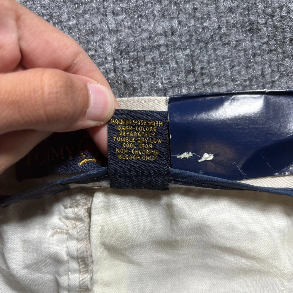 Tommy Hilfiger Khakis Pants Men's 38x34 Gray Straight Pleated Workwear Utility